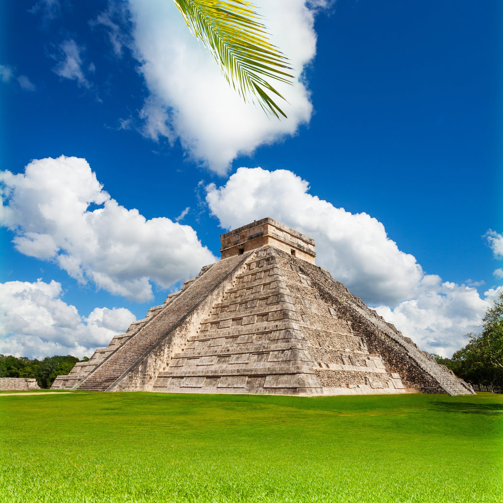 Chichén-Itzá-Yucatán-Mexique-en-liberté