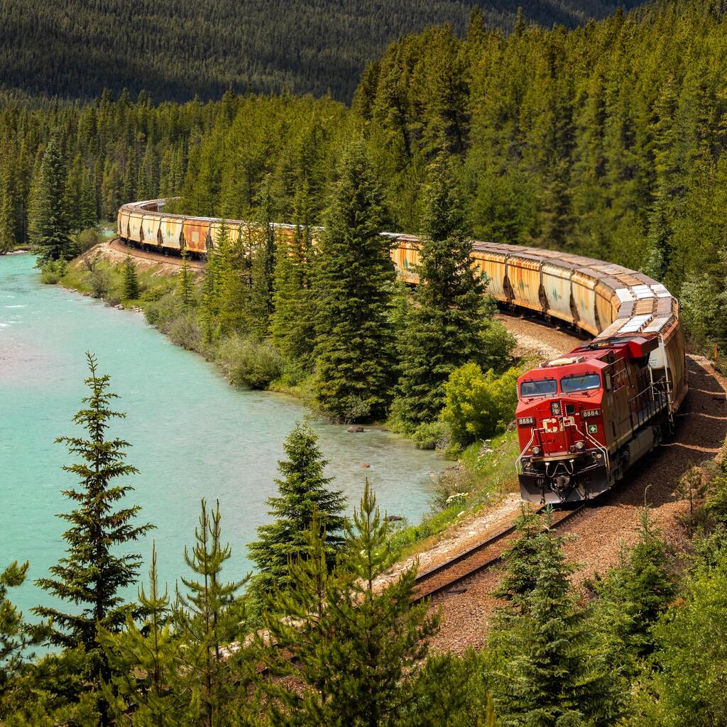 Morants-Curve-train-Canada